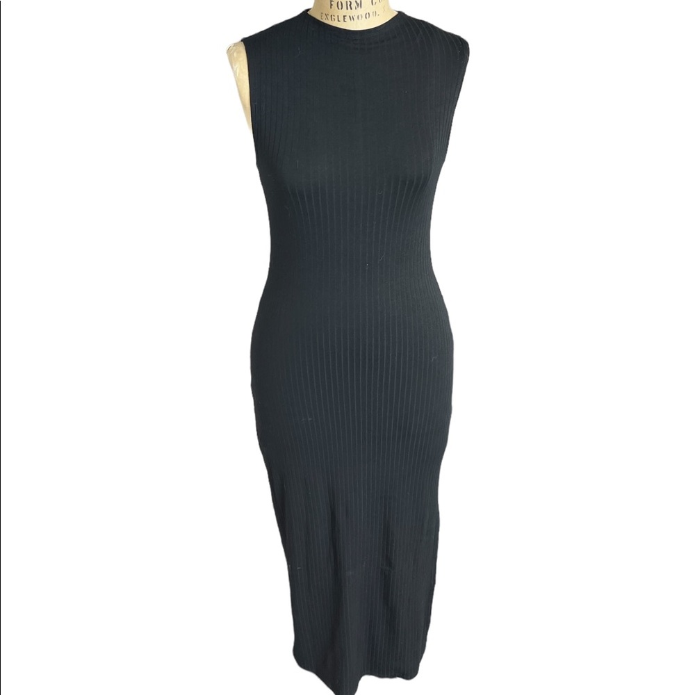 Lunarish Black Lightly Ribbed Bodycon Maxi Dress